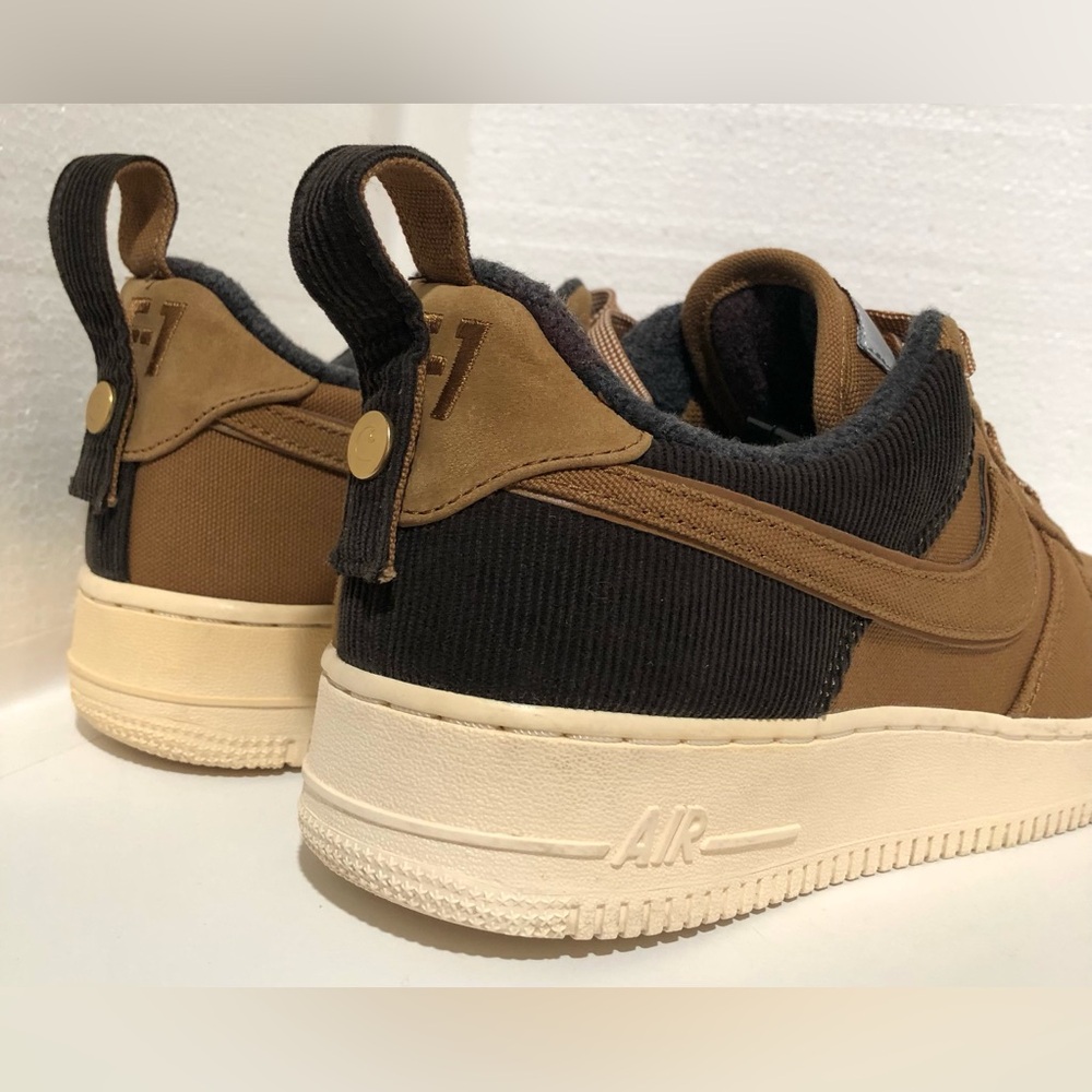 Nike Carhartt Wip Air Force 1 O7
Premium Sneakers - Picture 3 of 11
